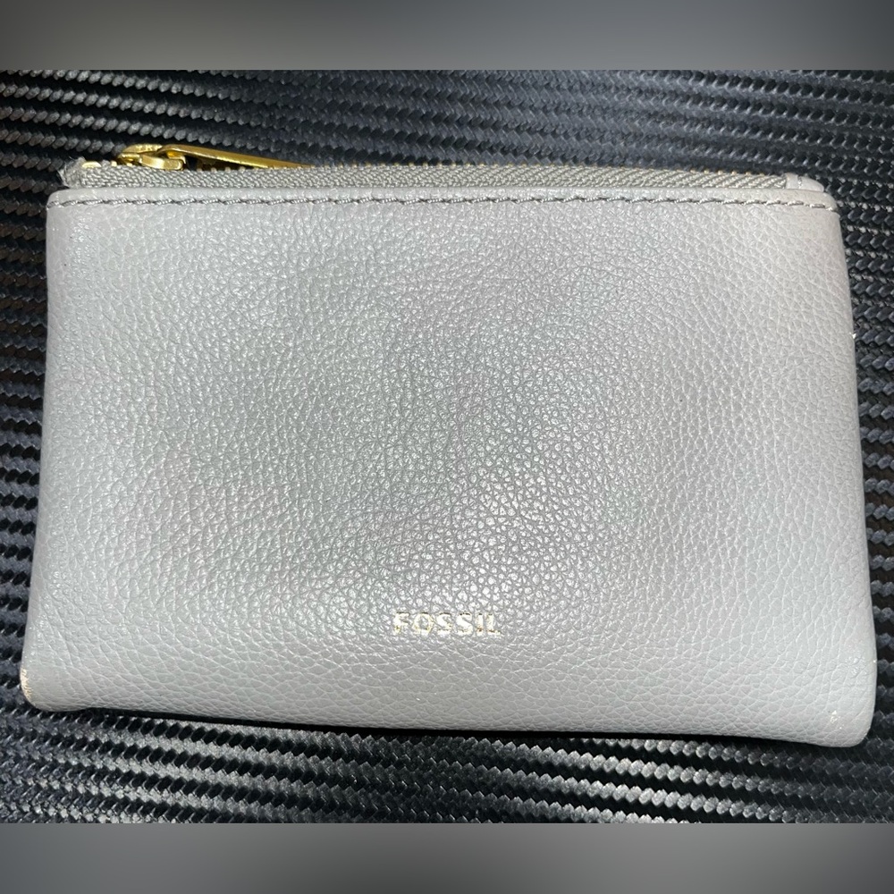 Fossil Gray Wallet Sleek Minimalist Design